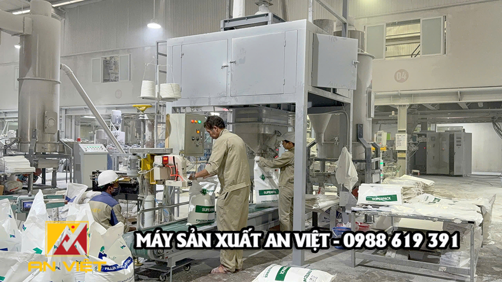 Lắp đặt cân đóng bao dạng hạt cho công ty An Tiến năng suất 300 bao/h